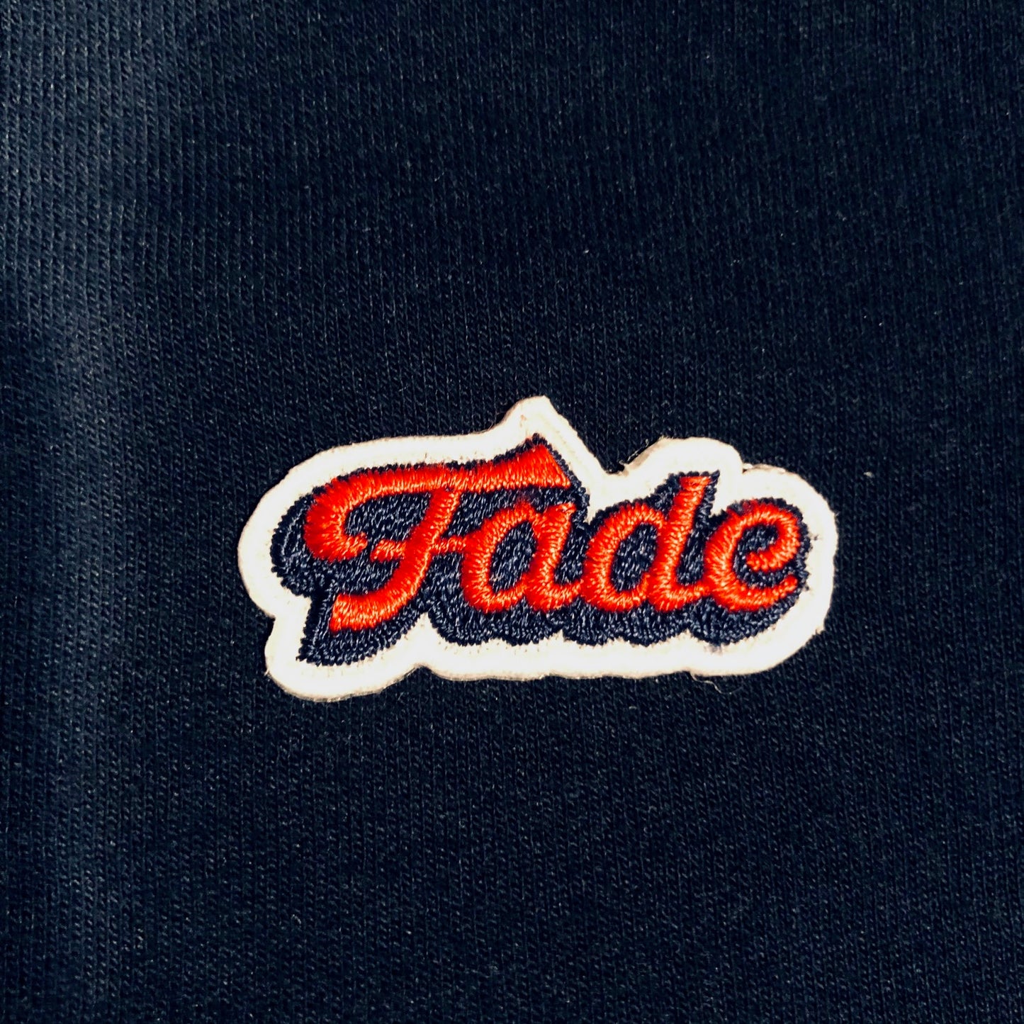 FADE LIGHTWEIGHT RETRO ICON CREW-NAVY